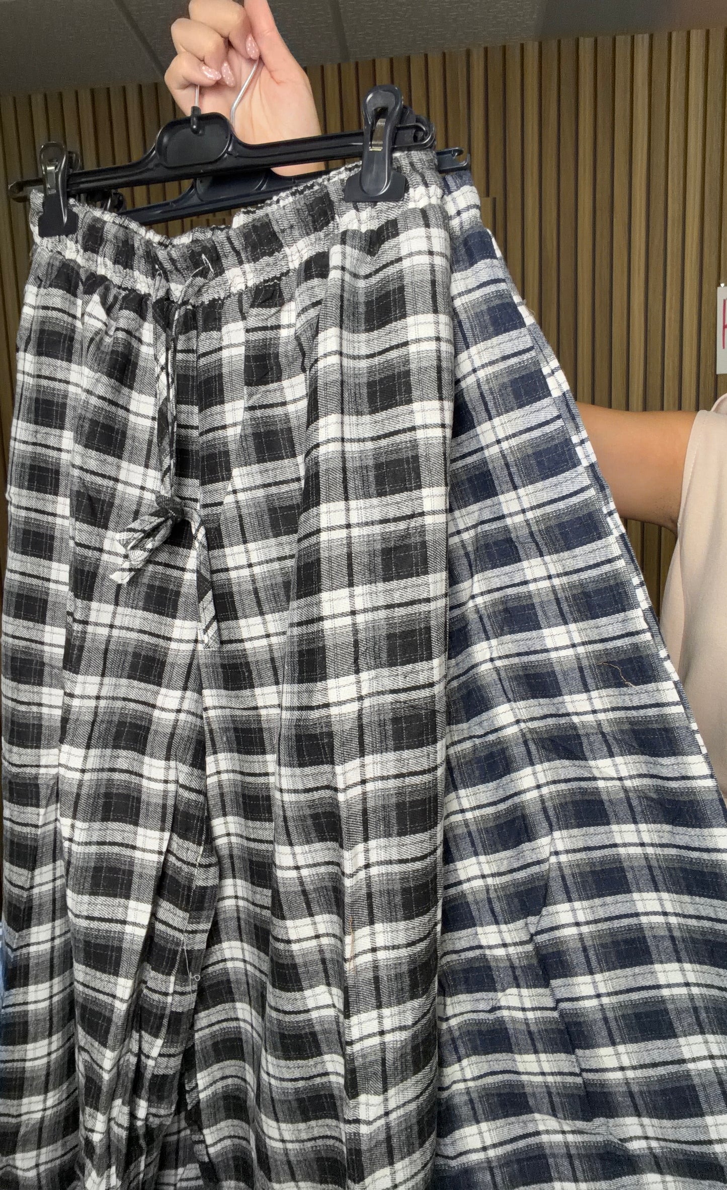 PANTALÓN CUADRO BOMBACHO