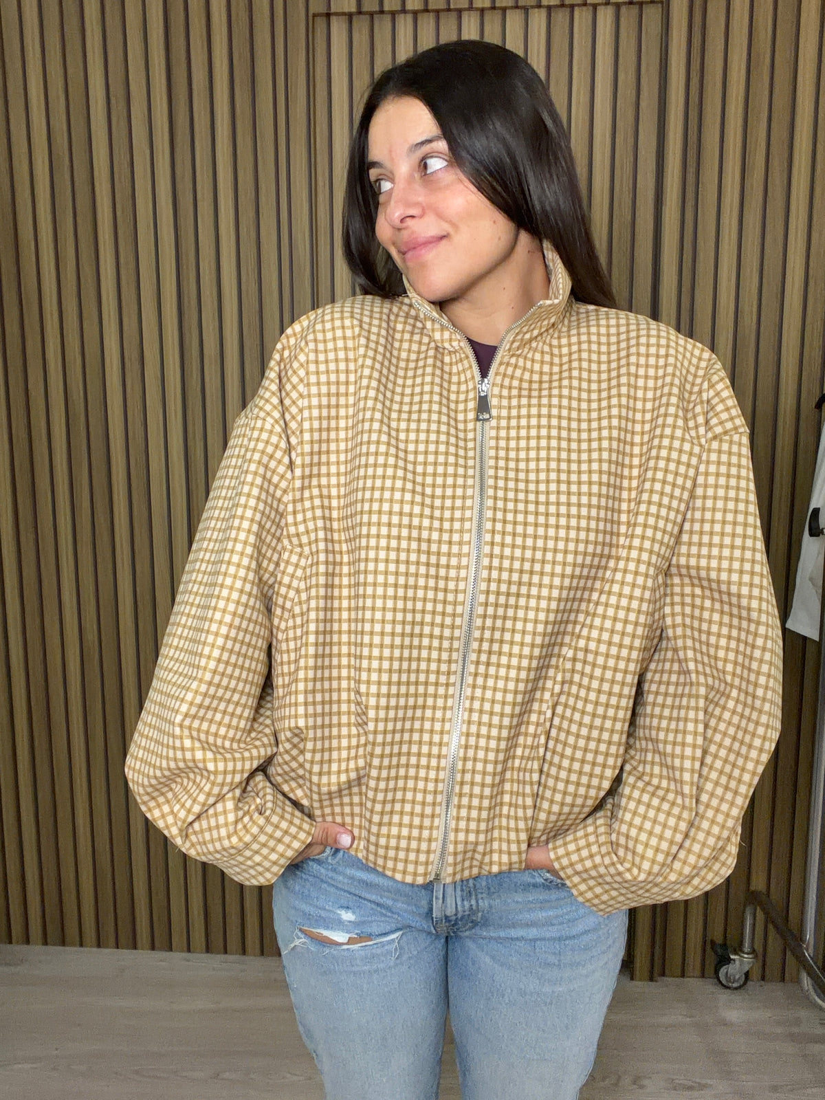BOMBER NADIA