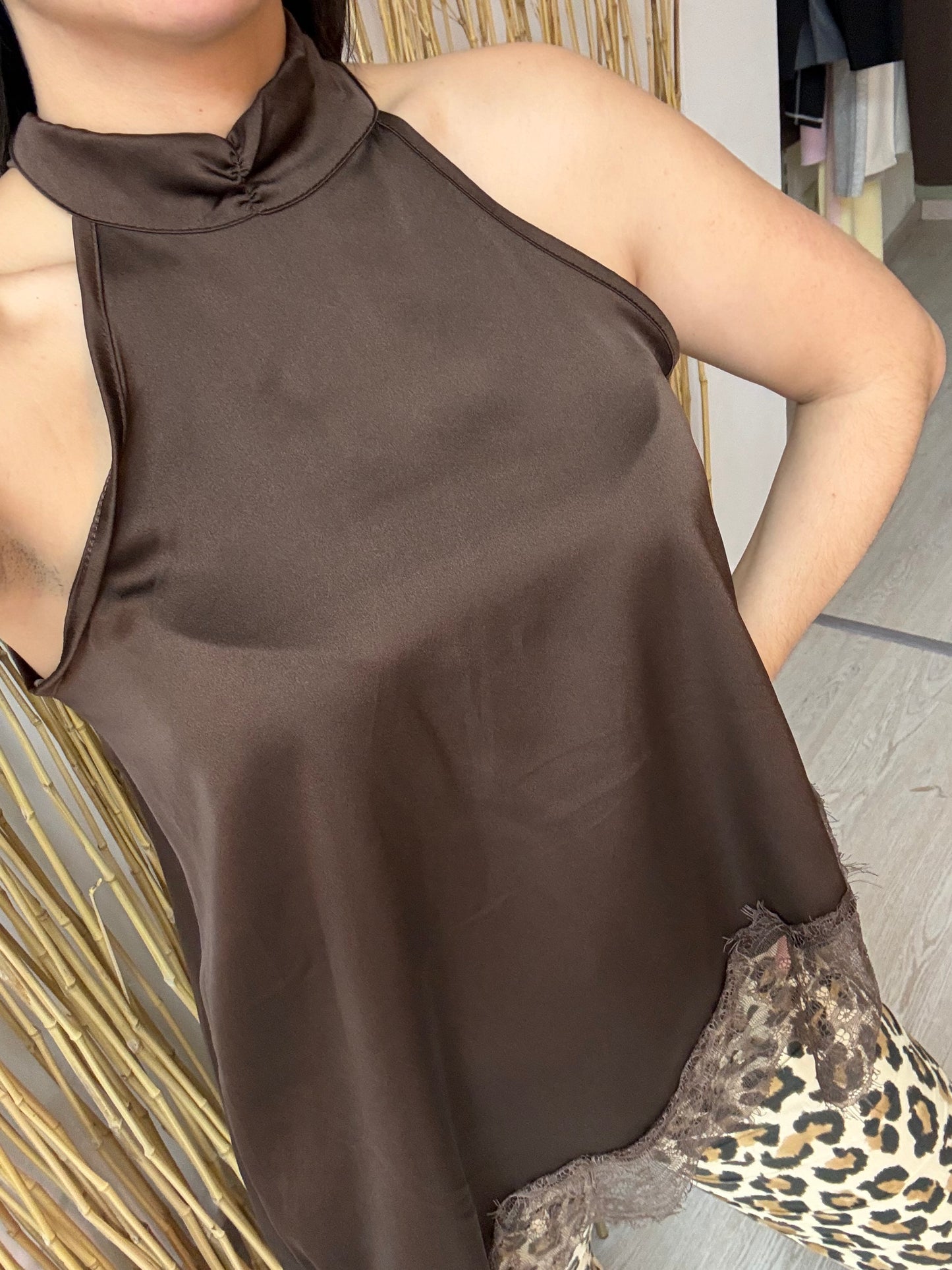 TOP LISBETH