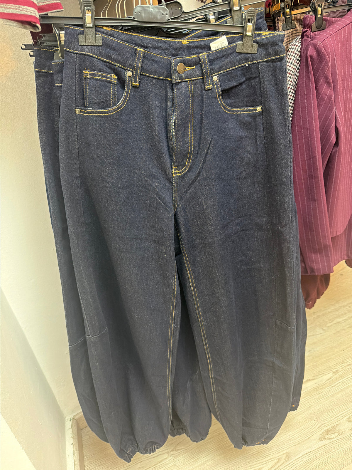 JEANS BOMBACHO OSCURO