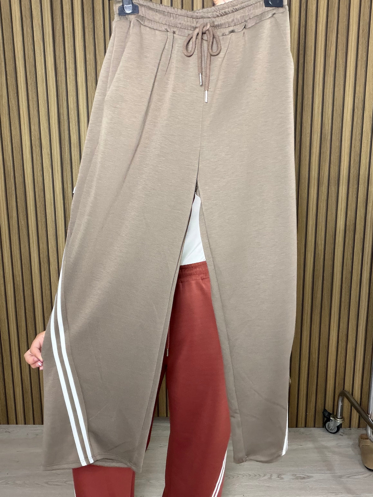 PANTALÓN ADIS