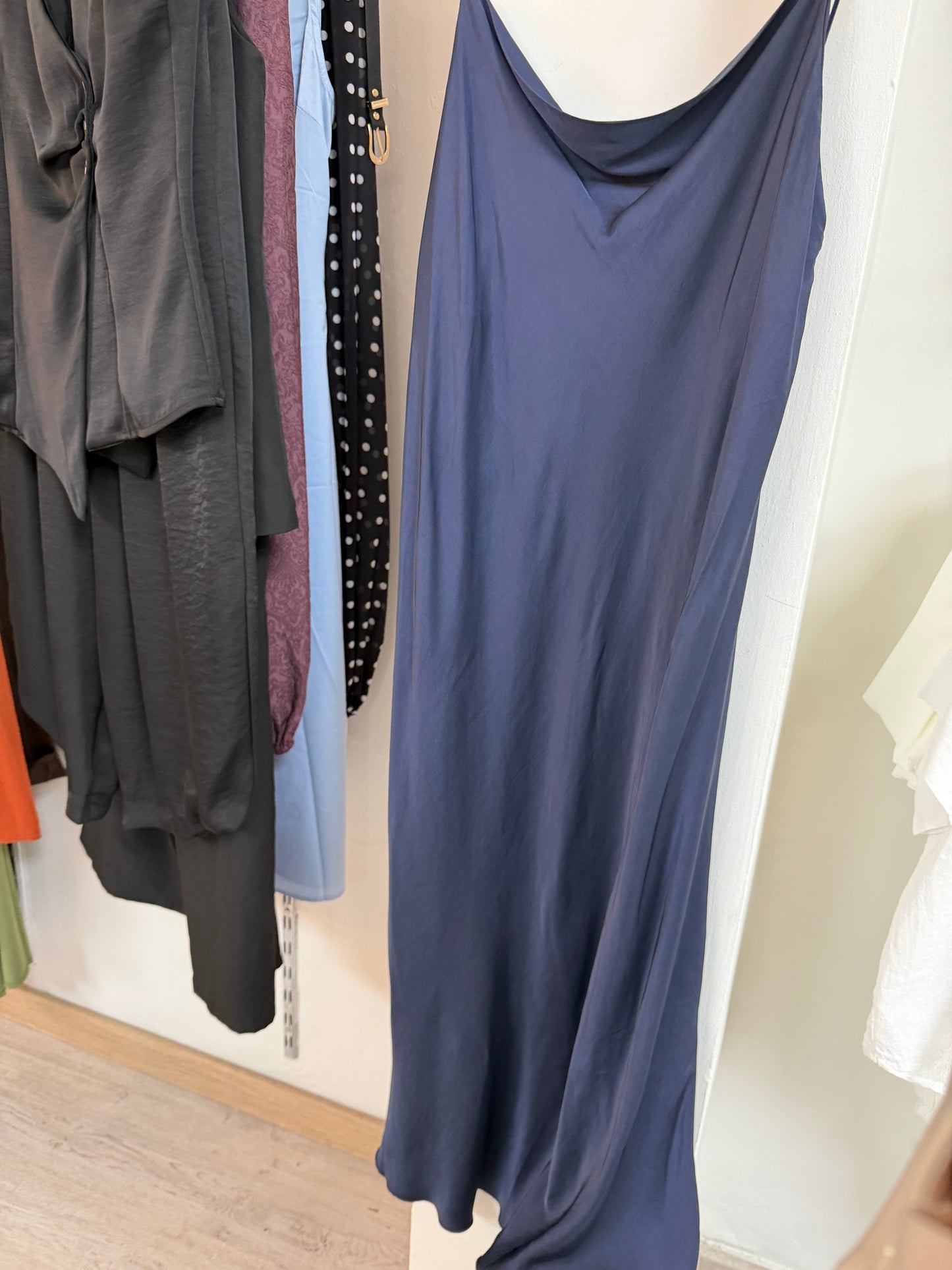VESTIDO SATÉN