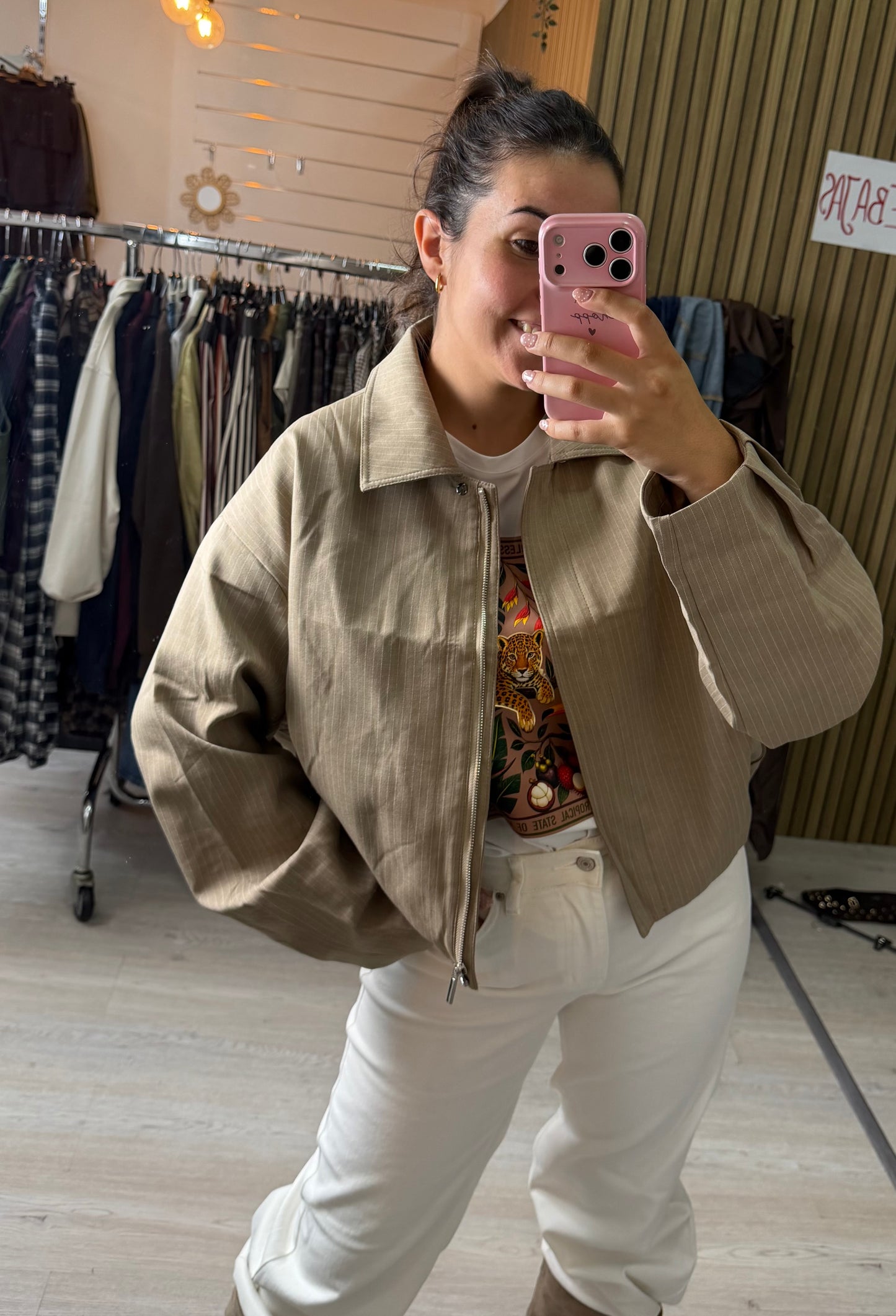BOMBER RAYAS